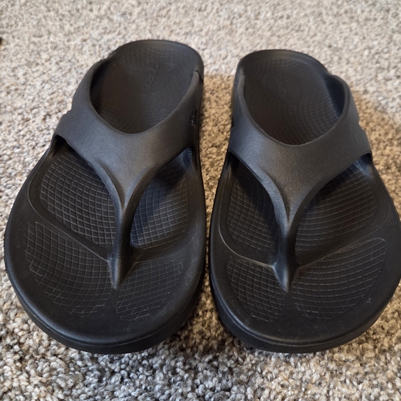 OOFOS Ooriginal Black Recovery Sandals 7 - Picture 10 of 12